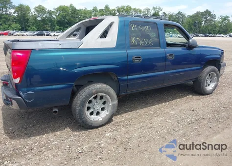 2005 Chevrolet Avalanche 1500 Z66 из США, поврежденный, VIN 3GNEC12Z65G150106